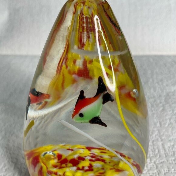 Vintage Murano Egg Shape Fish Millefiori Hand Blown Glass Unsigned Paperweight - Picture 6 of 12